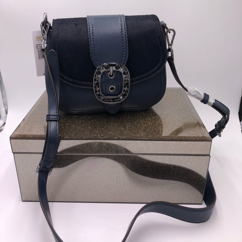Michael Kors viola MD shoulder flap leather bag